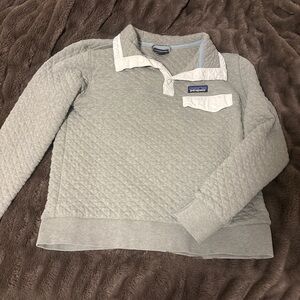 Patagonia Light Gray Quilted Pullover